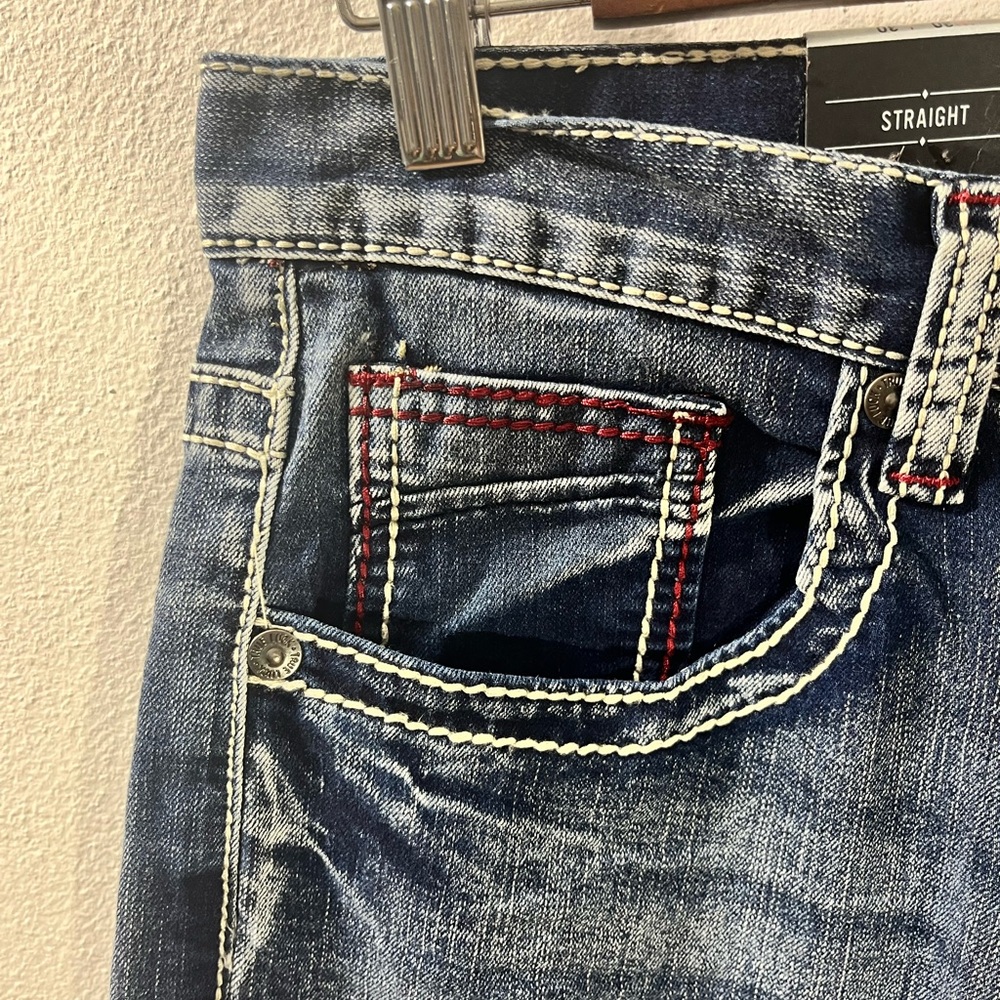 True Luck Men`s Jeans Straight Medium Wash S 30x30 NWT $60 Embroidered - Picture 5 of 8